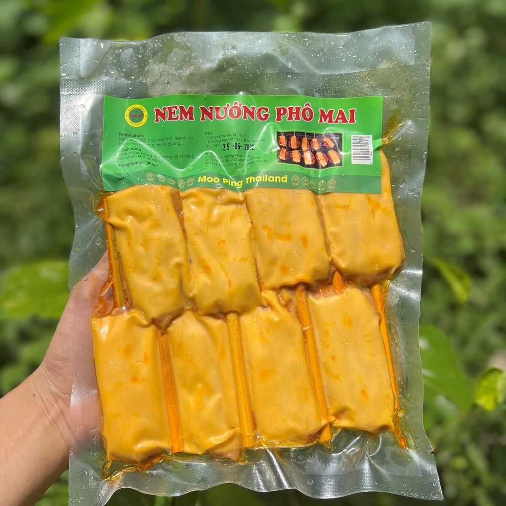 Nem nướng nha trang nguyên phên kèm sốt chấm gia truyền