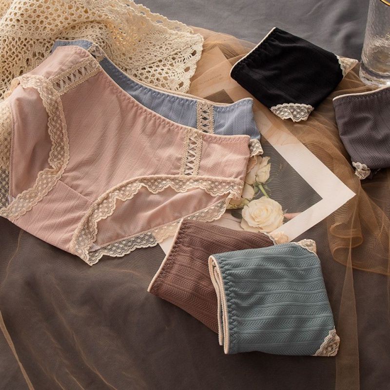 Quần lót Q035 cotton thun viền ren