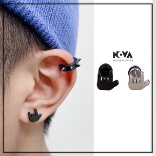 Khuyên tai nam nữ cá tính ngón tay "i love u" - nova accessories