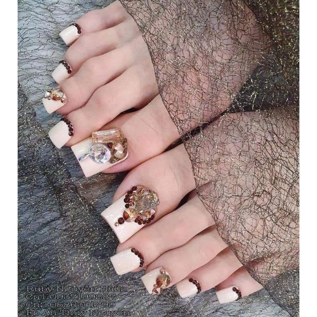 Móng chân ( nail ) thiết kế