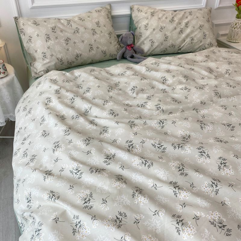Bộ chăn ga gối Hoa nhí cotton poly- Mẫu lá ngọc.