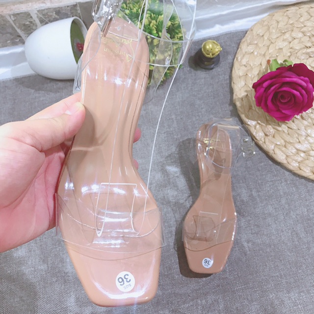 Giày sandal nữ cao gót quai trong gót trong 4p hot hit dễ đi sang chảnh