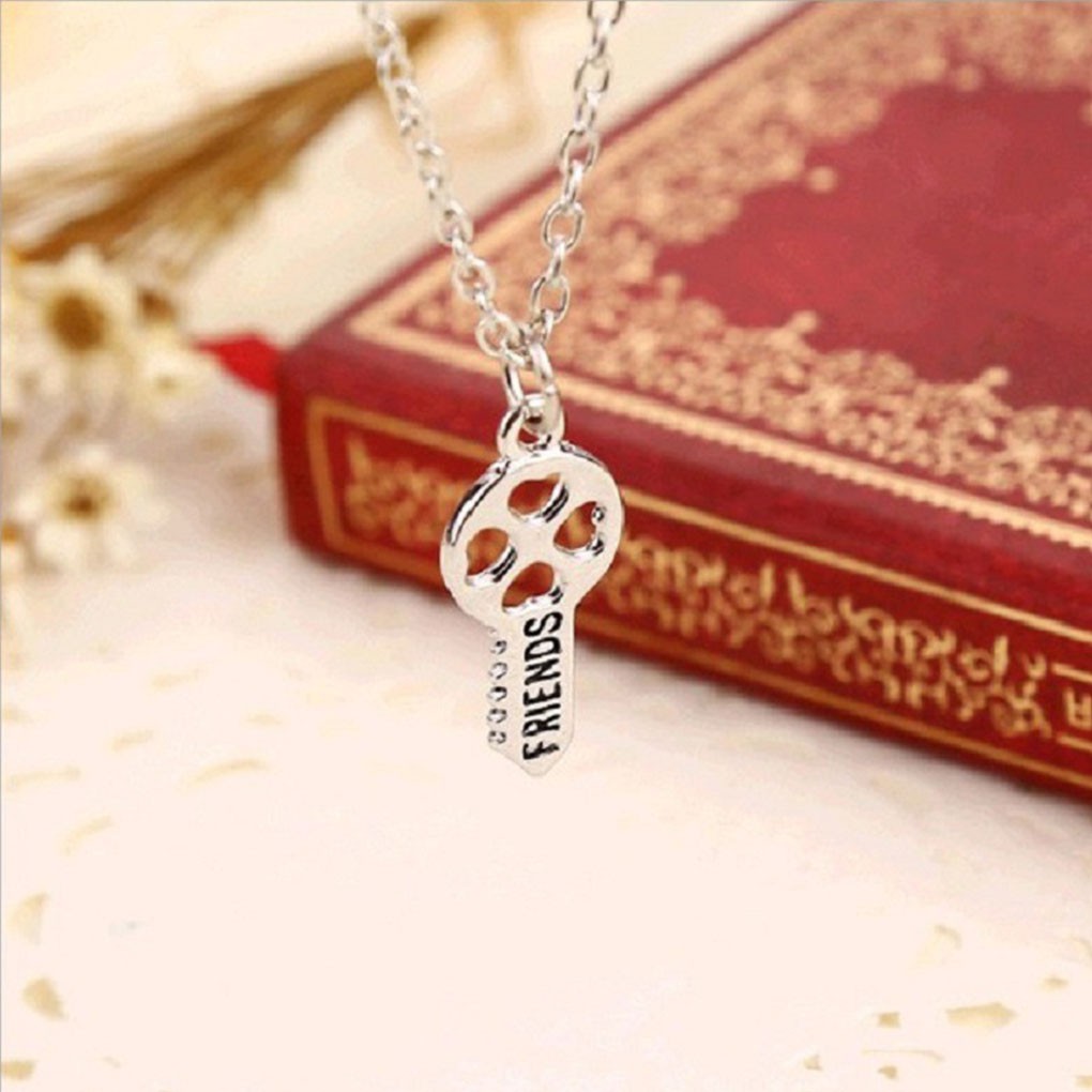 Set 2 vòng cổ Mặt Hình Mảnh Ghép Trái Tim Cho Cặp Đôi