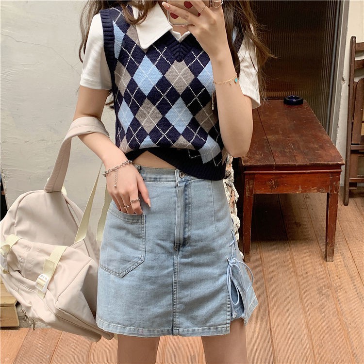 Áo Gile Len Dáng Croptop Họa Tiết Quả Trám - Titto Closet | BigBuy360 - bigbuy360.vn