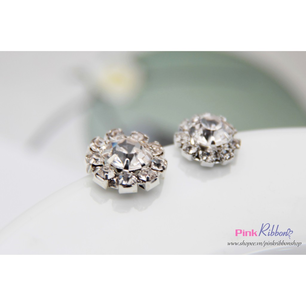 Charm đá trắng hai cỡ 1.6 và 1.2cm