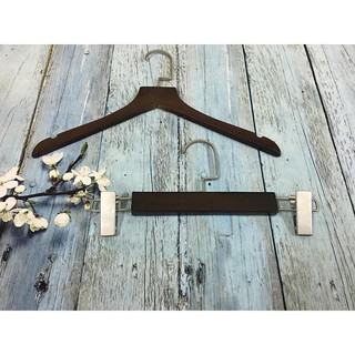 Móc Gỗ Nam 50C Và Kẹp Gỗ 50C GỖ Nâu Người Lớn