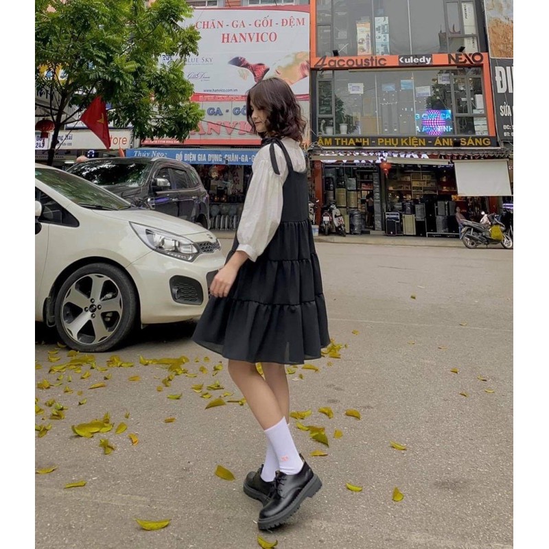 [Mã WAMT1505 giảm 10K đơn 0K] Set Váy Yếm Đen Kèm Áo Sơ Mi Trắng Tay Lỡ 🦋 Bộ Váy Yếm Áo sơ mi Dáng Rộng 🦋 | BigBuy360 - bigbuy360.vn
