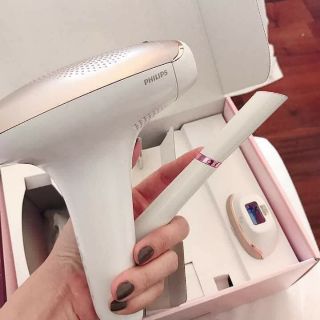 Máy triệt lông Philips BRI921/00 Lumea IPL