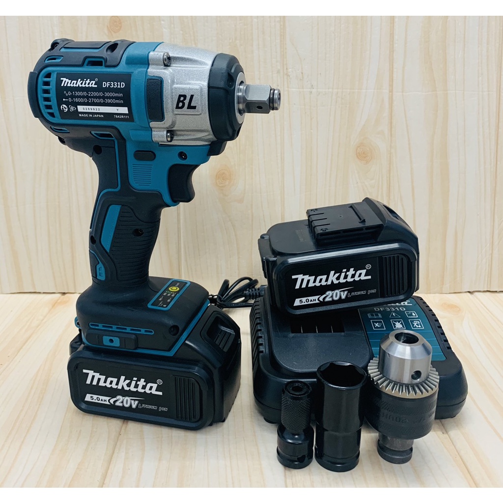 Máy siết bulong dùng pin không chổi than Makita 650NM - Tặng kèm 01 đầu chuyển bulong sang khoan + 01 đầu chuyển bắt vít