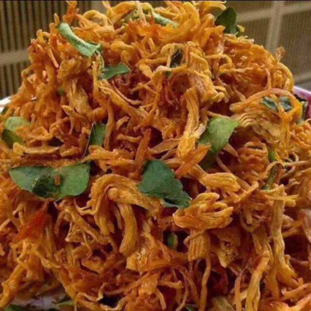 2kg KHÔ GÀ XÉ CAY LÁ CHANH THƠM NGON | BigBuy360 - bigbuy360.vn