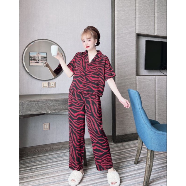 Pijama lụa Mango hoạ tiết trang nhã