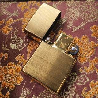 Bật lửa zippo la mã E 2000