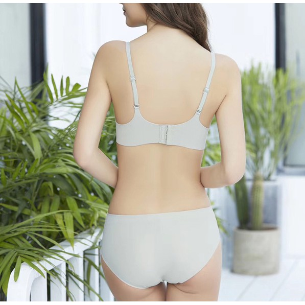 Bộ áo lót đúc cao su non, không gọng, nâng ngực | BigBuy360 - bigbuy360.vn