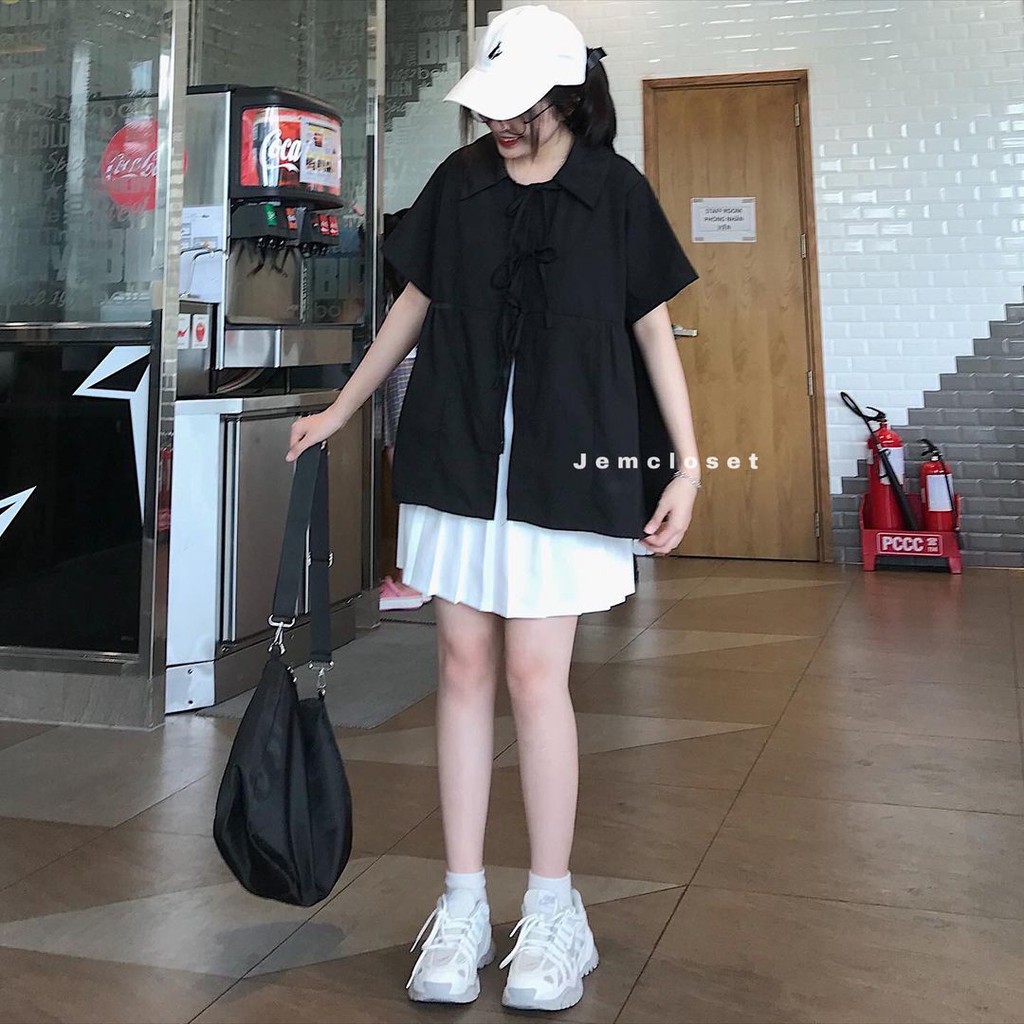 Áo Babydoll Xẻ Tà JEM CLOSET Form Rộng Áo Kiểu Babydoll Hai Màu Trắng Và Đen Cá Tính Mix Đồ Siêu Xinh Poppin 10044
