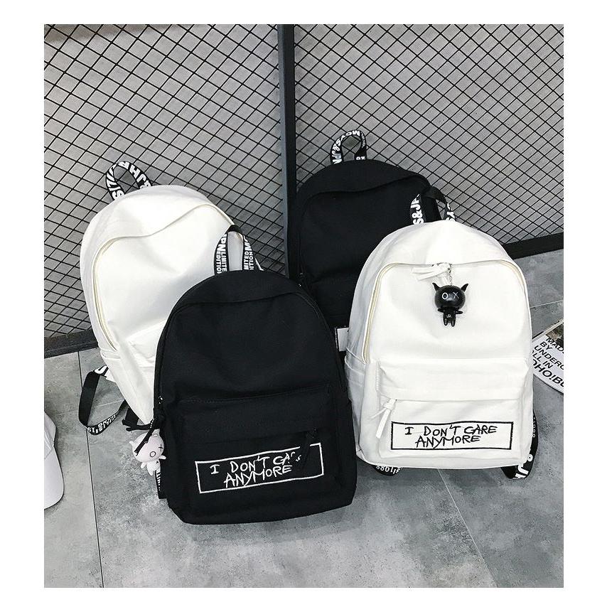 BALO TRẮNG ĐEN QUAI CHỮ KÈM MÓC KHÓA NHỰA PHỐI CHỮ