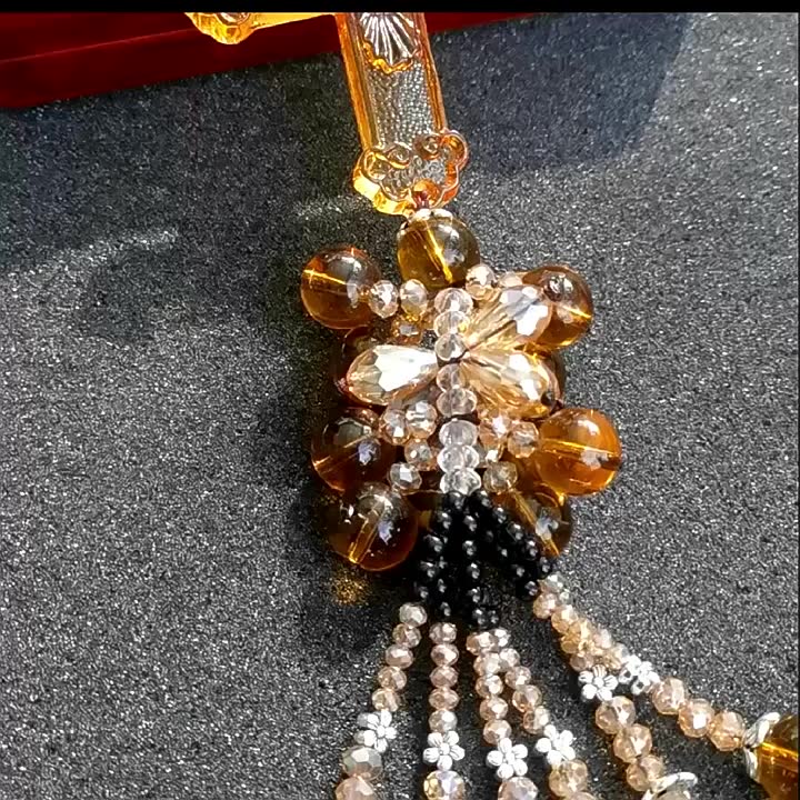 Gợi ý những mẫu dây treo ô tô công giáo handmade đáng mua hiện nay