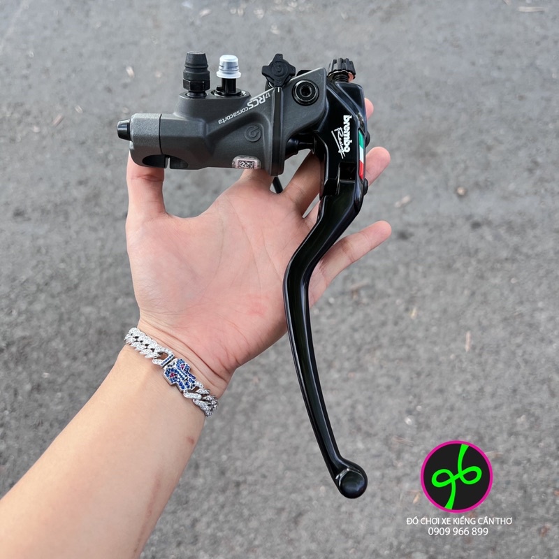 CÙM THẮNG DẦU PHẢI BREMBO CORSACORTA RCS15