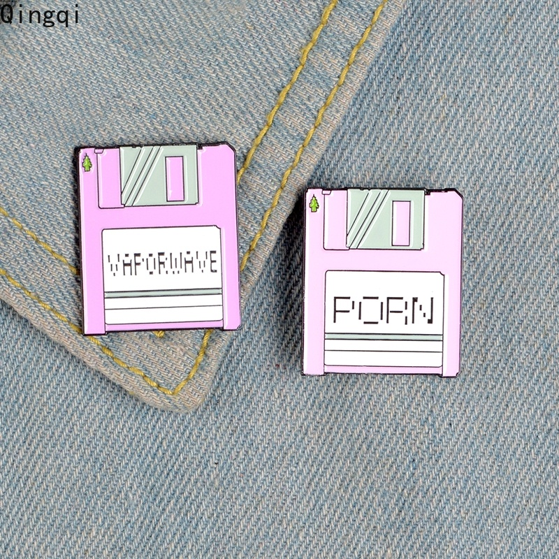 Ghim cài áo Miss Zoe cứng hình chữ Don 't Forget To Save Yourself