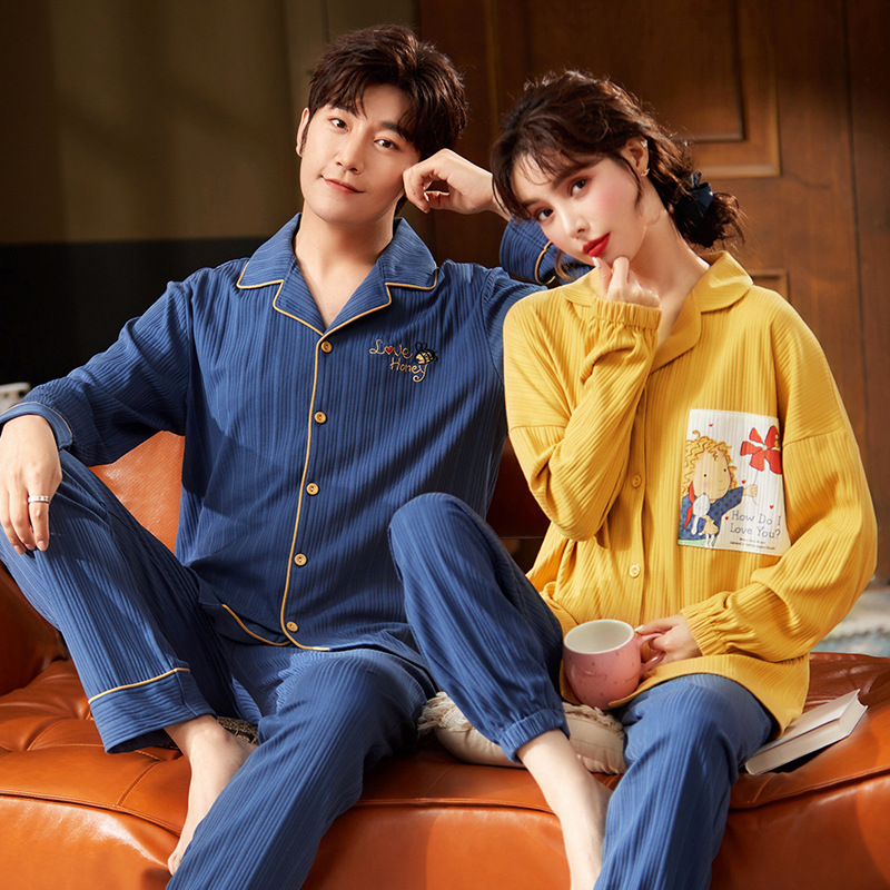 Bộ đồ ngủ dáng dài bằng vải satin cỡ lớn cho cặp đôi