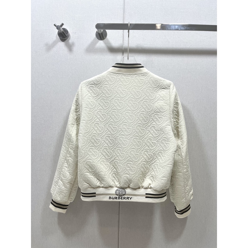 Áo khoác nữ thời trang cao cấp Burberry BBR phong cách trẻ trung,cá tính