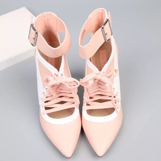 Boot cao gót mũi nhọn Forever 21