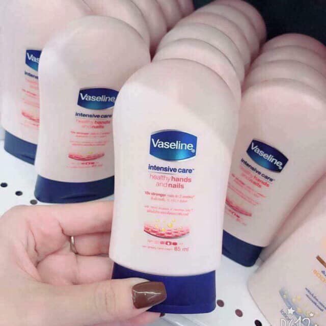 VASELINE DƯỠNG MÓNG VÀ TAY 85g Thái Lan