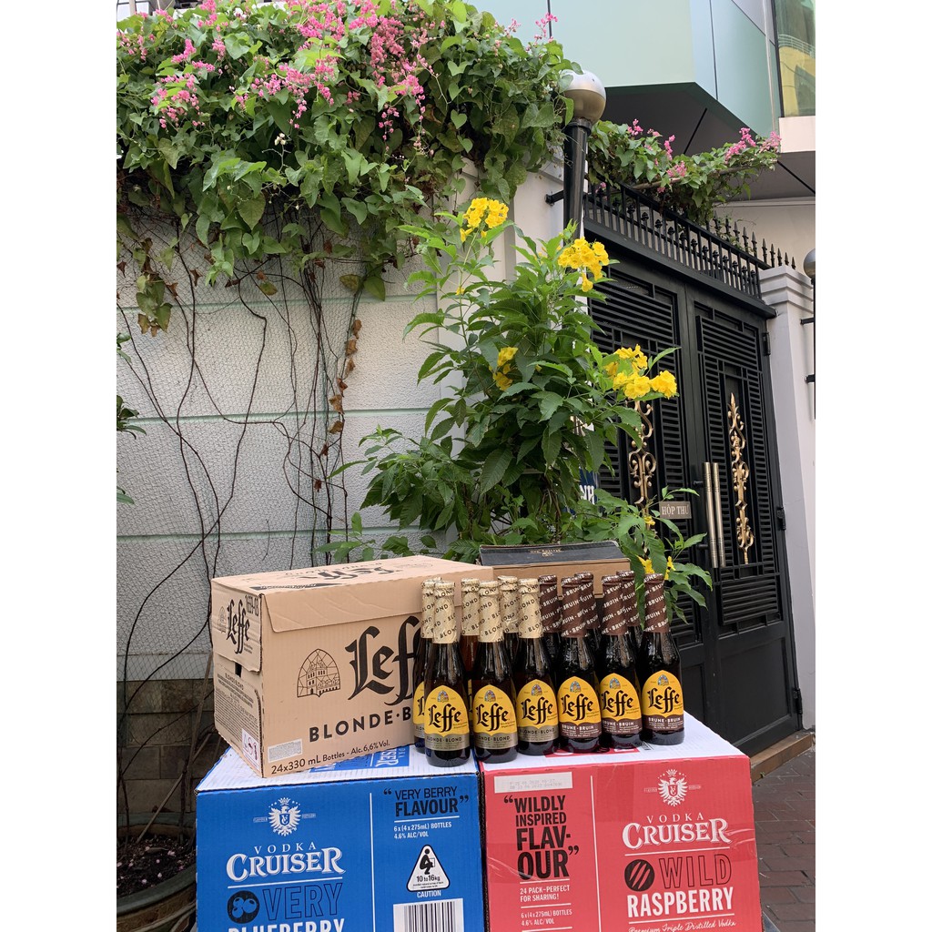 Combo Leffe Blonde lốc 6 chai 330ml và Leffe Brunde 6 chai 330ml