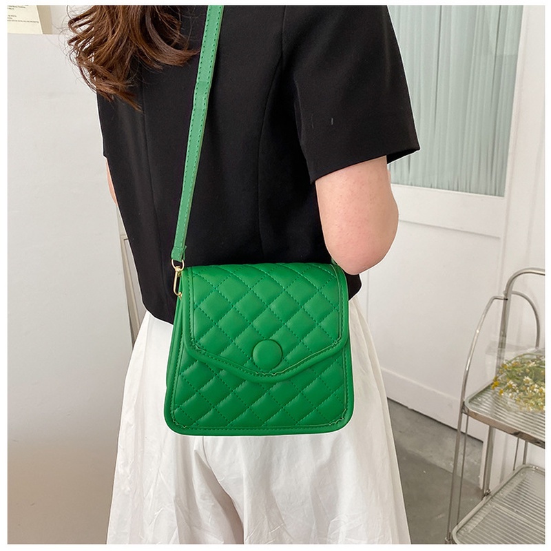 Túi Đeo Chéo Hình Vuông Nhỏ Thêu Họa Tiết Đính Đá Phong Cách Cổ Điển Thời Trang NB00282