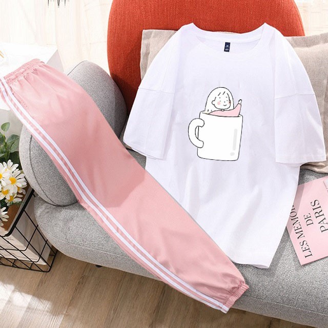Set Bộ Nữ Mùa Hè Gồm Áo Phông Cotton Organic Ngắn Tay In Chibi Trong Cốc Kết Hợp Quần Thun Dài Bo Gấu Sọc Kẻ Trắng