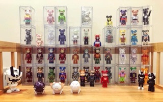 Hộp trưng bày bearbrick 100%