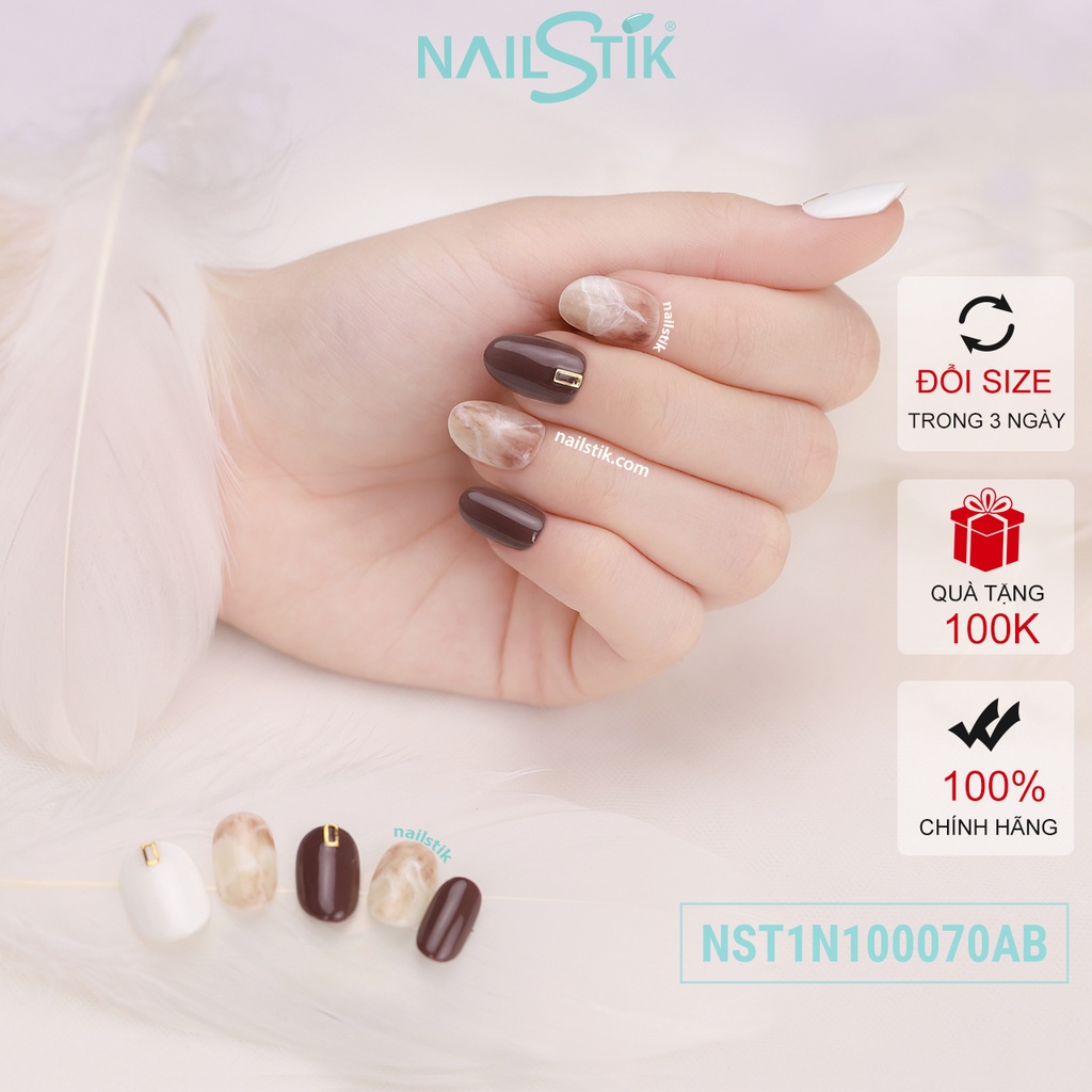 Móng úp thiết kế by NAILSTIK, màu nâu trắng, form móng bầu, ngắn/dài, 070