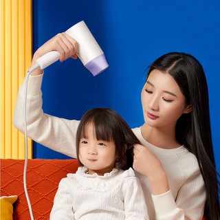 Máy sấy tóc gấp gon ShowSee A4-W