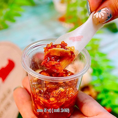 Út Bình Bánh Tráng Me Phơi Sương Ngũ Vị