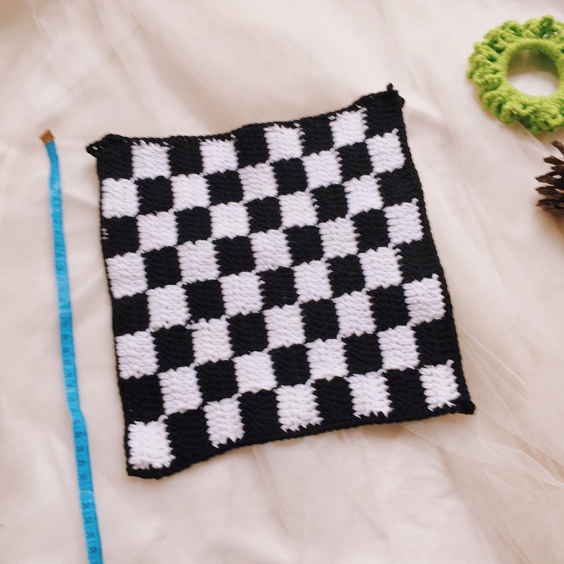 Crochet Checkerboard Top - Yếm Caro Len Móc - Xanhlanhes