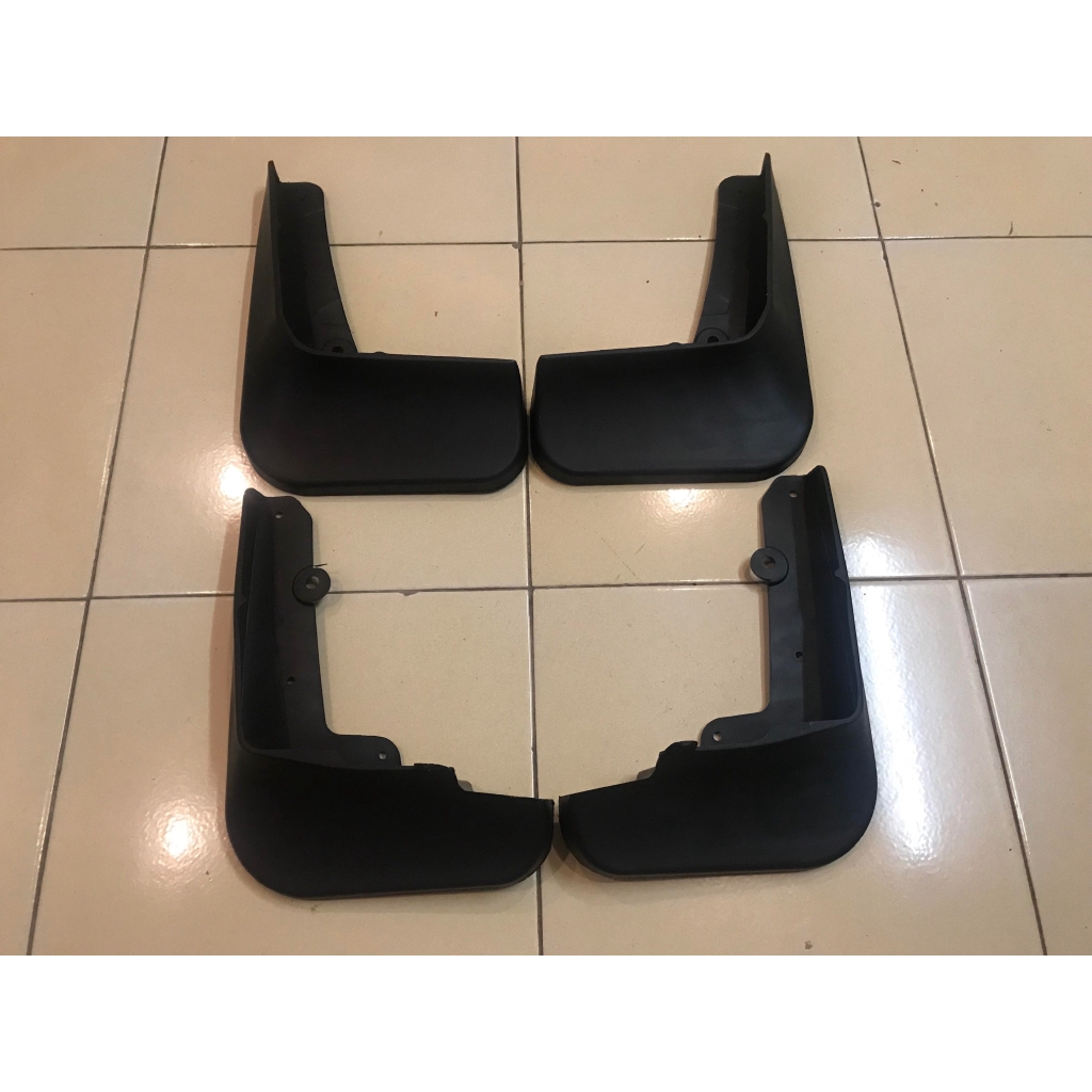 Chắn bùn bánh xe Mazda CX5/ CX-5 2018- 2019 2020 2021 2022 - Bộ 4 miếng nhựa dẻo