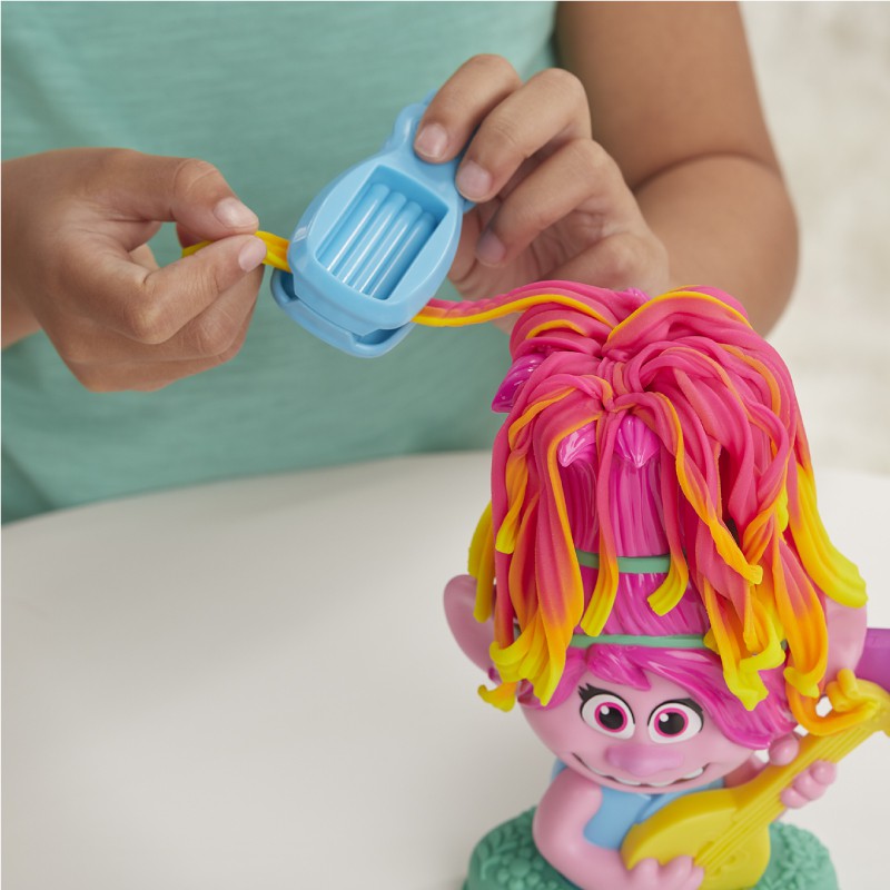 Bộ đồ chơi đất nặn công chúa Poppy Trolls Play Doh E7022