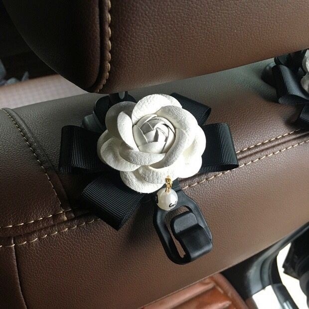 Móc treo đồ ô tô, móc treo sau ghế xe hơi