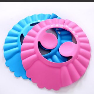 Nón Gội Đầu Có Vành Che Tai Cho Bé