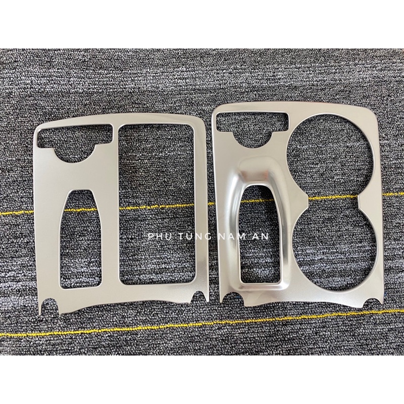 ỐP BỆ TỲ TAY MERCEDES C-W204/GLK