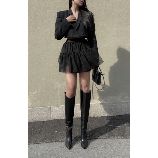 Áo Vest Và Chân Váy Lưới Đen