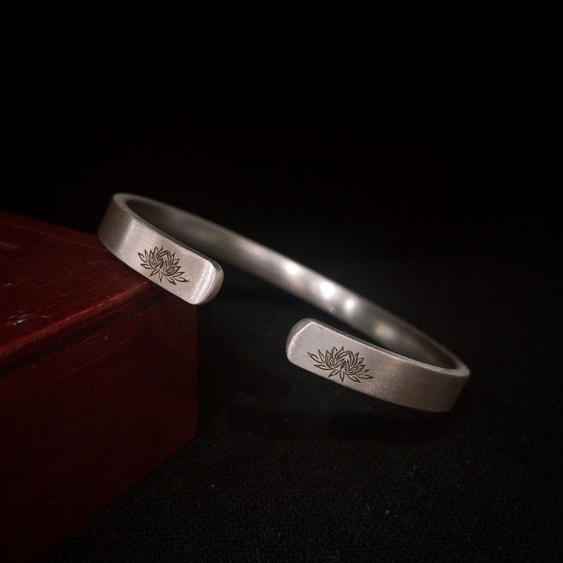 Vòng Tay Khắc Om Mani Padme Hum Tây Tạng