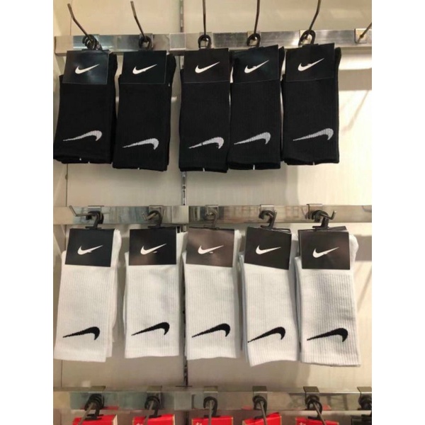 tất cổ cao nike 10 đôi