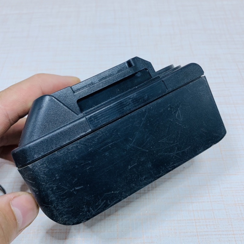 Vỏ pin máy khoan makita cũ giá rẻ