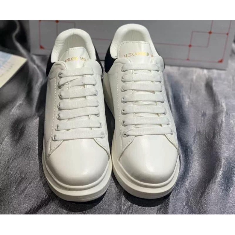 [FREE SHIP] Giày 𝐀𝐥𝐞𝐱𝐚𝐧𝐝𝐞𝐫 𝐌𝐜𝐪𝐮𝐞𝐞𝐧  Giày thể thao trắng  MCQ gót đen nam nữ hàng cao cấp✅phun box bill✅ | BigBuy360 - bigbuy360.vn