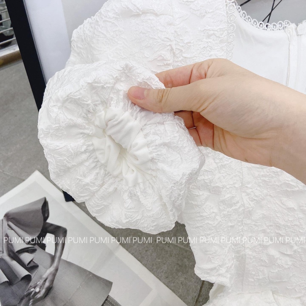 Váy cổ vuông - Váy gấm tay bồng cổ vuông viền ren hở eo Hottrend, Đầm nữ vải gấm Quảng Châu HK Shop9720