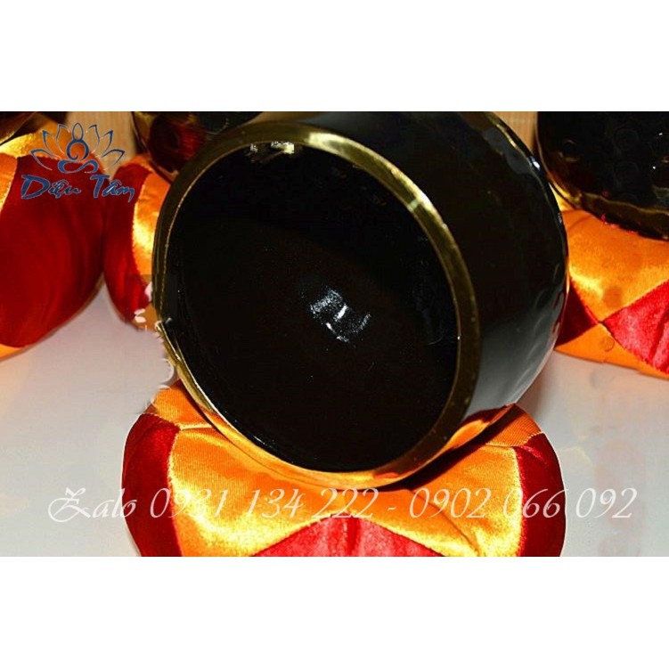 Chuông tụng kinh niệm phật đồng đen vân lục giác