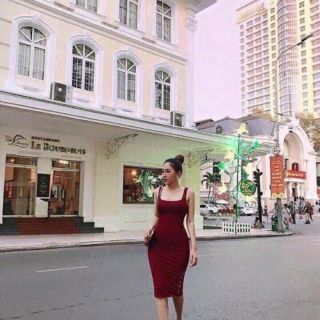 Body khoen cổ U