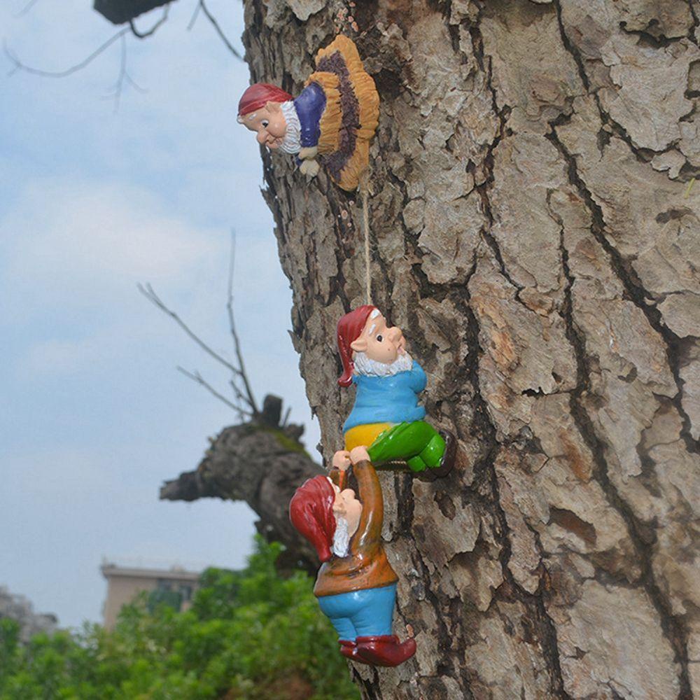 Đồ trang trí Chú Lùn Leo Cây Dễ Thương Dùng Trang Trí Tiểu Cảnh