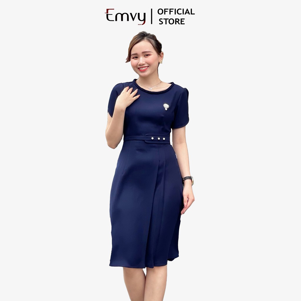 Đầm công sở dáng Basic lịch sự cổ tết tỉ mỉ chất liệu Cát hàn cao cấp Emvy K50 | BigBuy360 - bigbuy360.vn