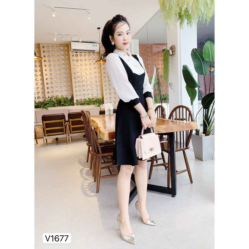 Váy đen xòe tay phối trắng V1677  - QUEEN SHOP DOLCE VIVA COLLECTION (ảnh người mẫu và ảnh trải sàn do shop tự chụp)